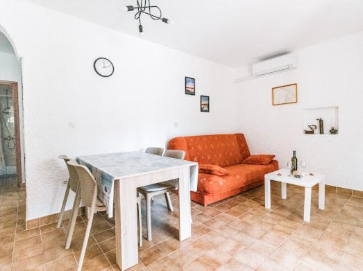 Villa Gromaca Omisalj Bagian luar foto