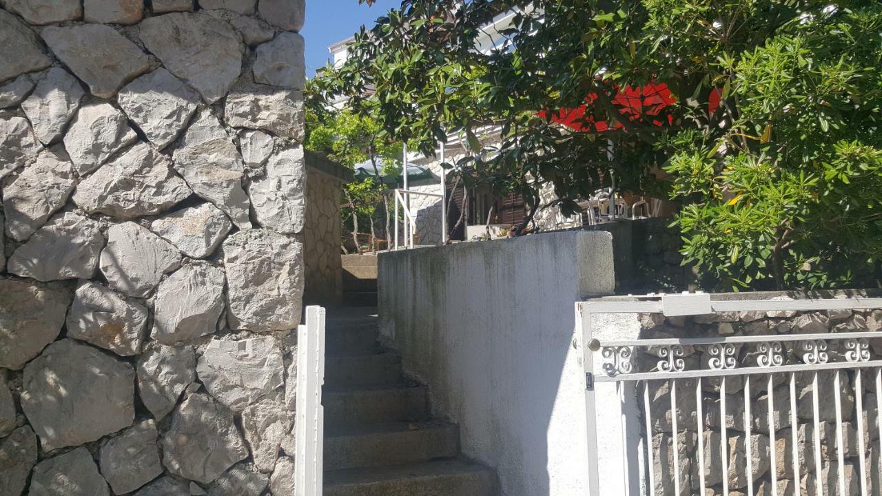 Villa Gromaca Omisalj Bagian luar foto