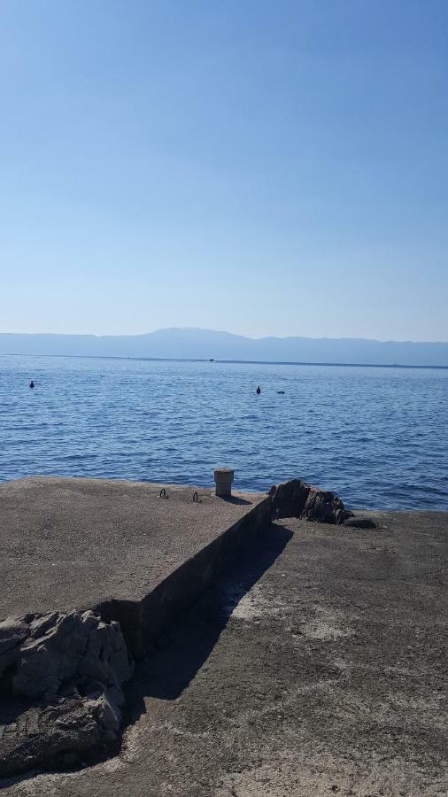 Villa Gromaca Omisalj Bagian luar foto